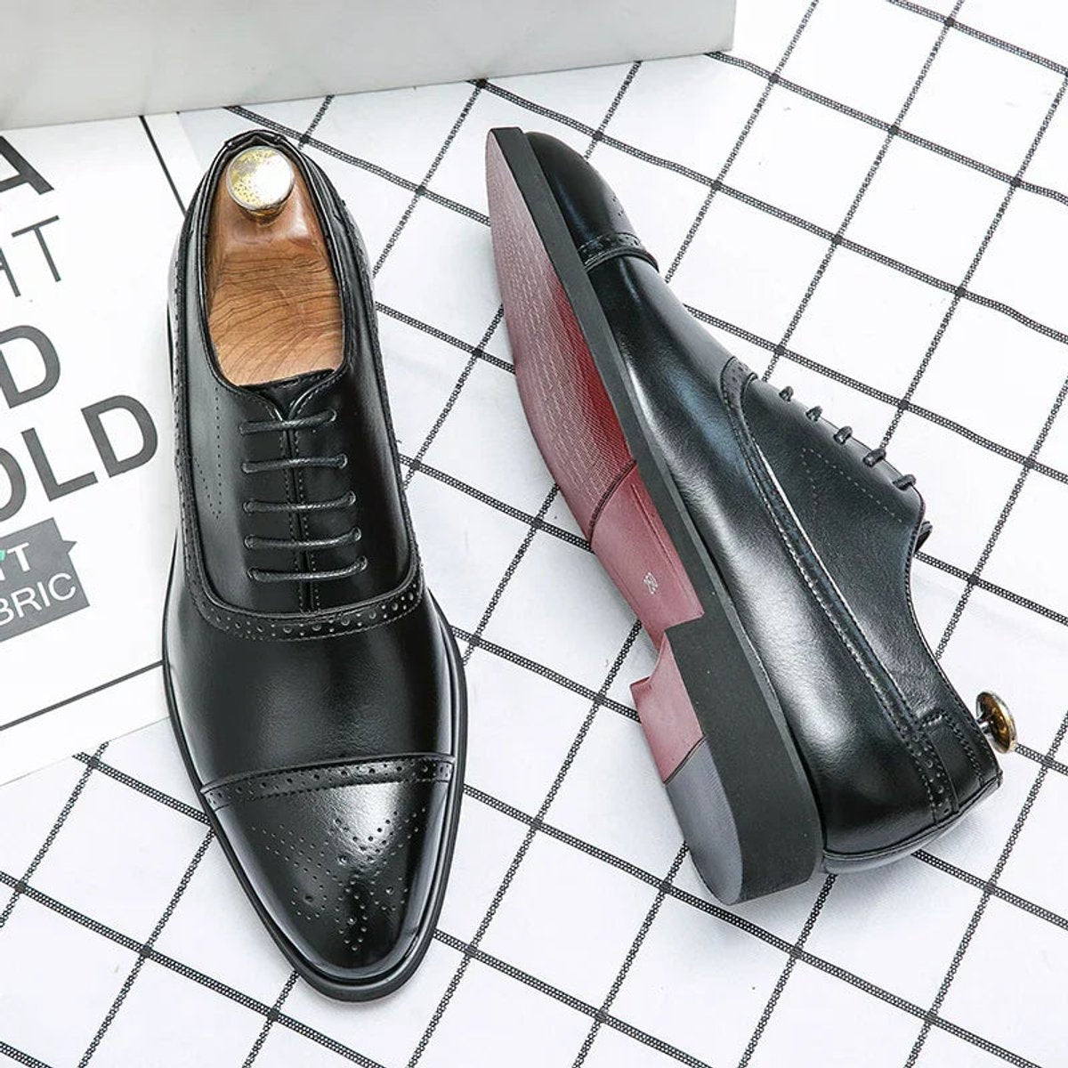 Men's Genuine Leather Cap-Toe Oxford Shoes with Red Sole