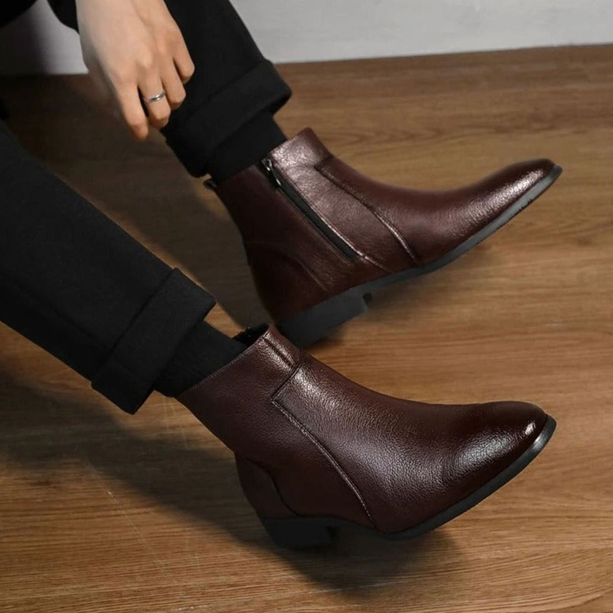 Men's Pointed-Toe Side-Zip Leather Boots | William